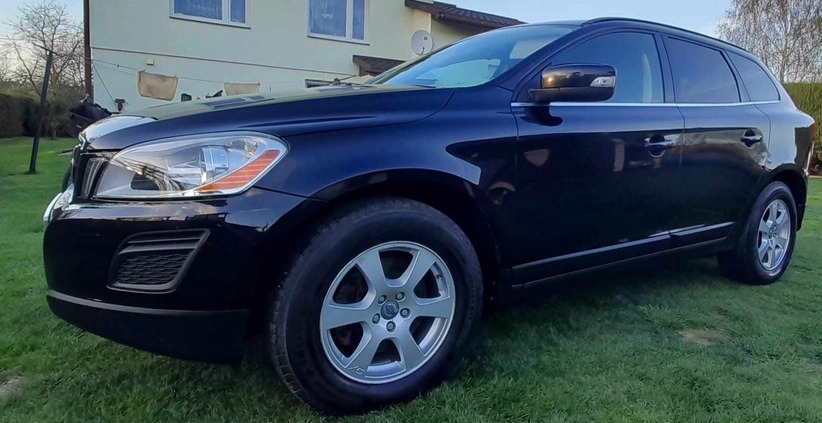 Volvo XC 60 cena 55900 przebieg: 263000, rok produkcji 2012 z Kolbuszowa małe 326